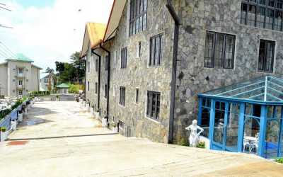 Daffodils Hotel